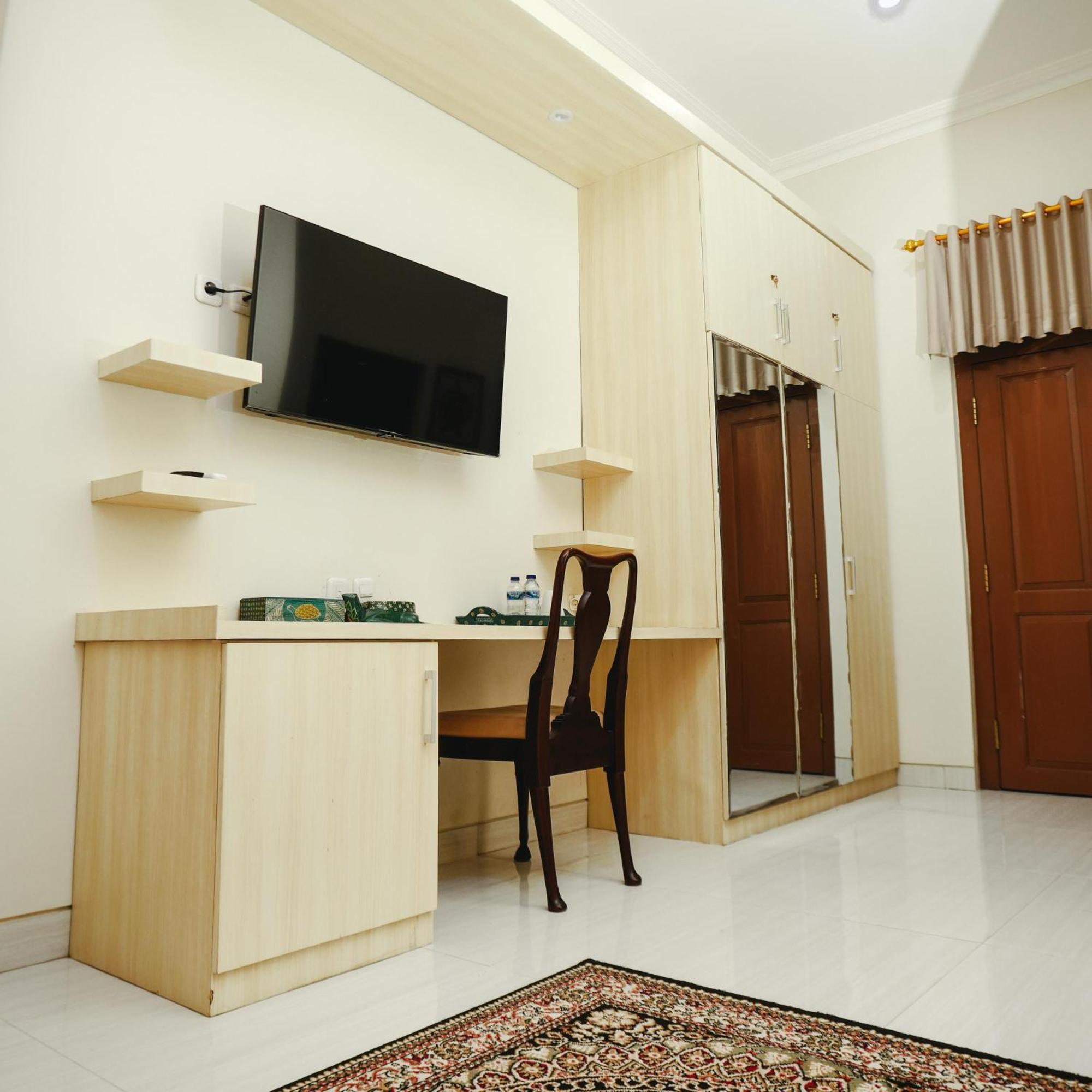 Omahkura 1 Apartment ยอกยาการ์ตา ภายนอก รูปภาพ