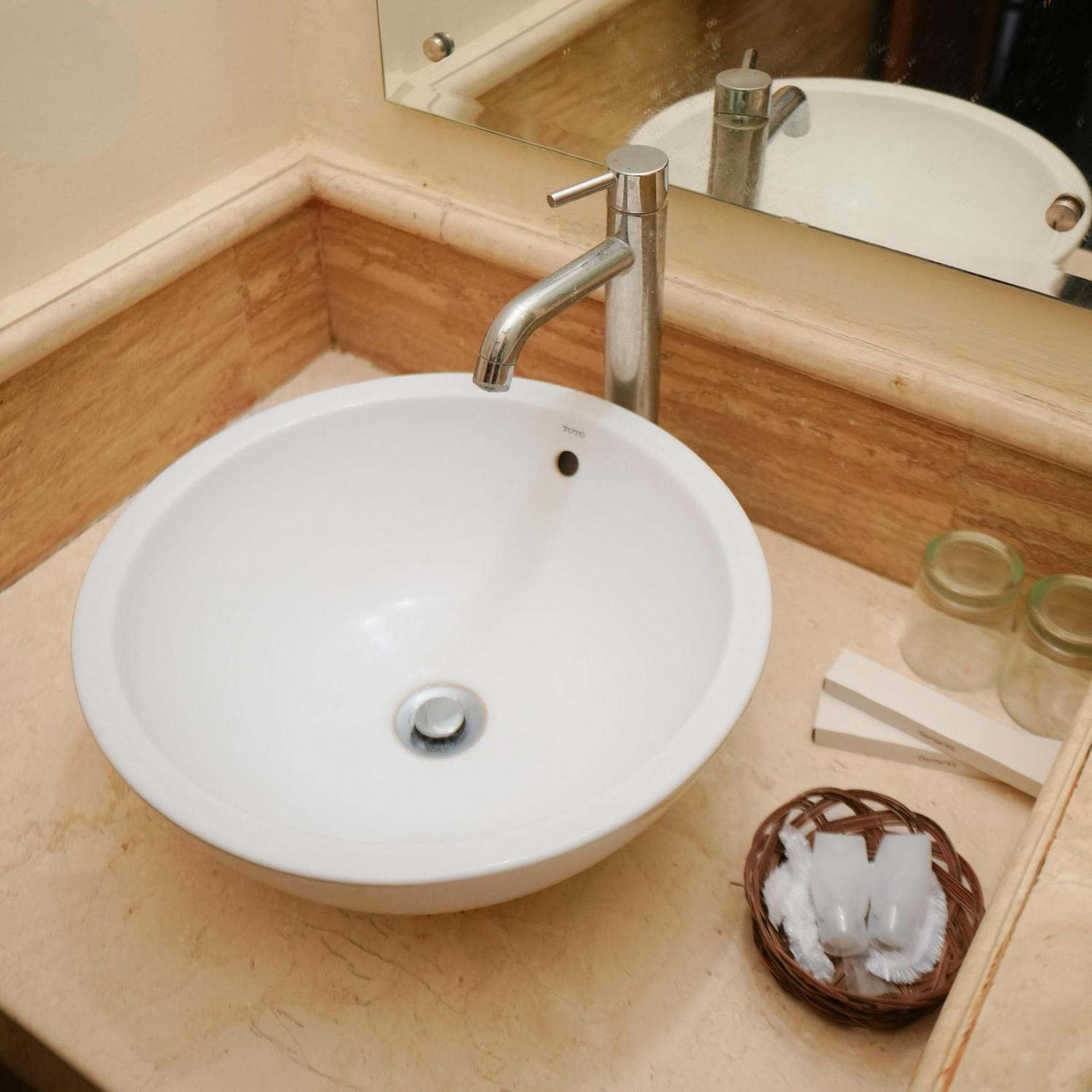 Omahkura 1 Apartment ยอกยาการ์ตา ภายนอก รูปภาพ