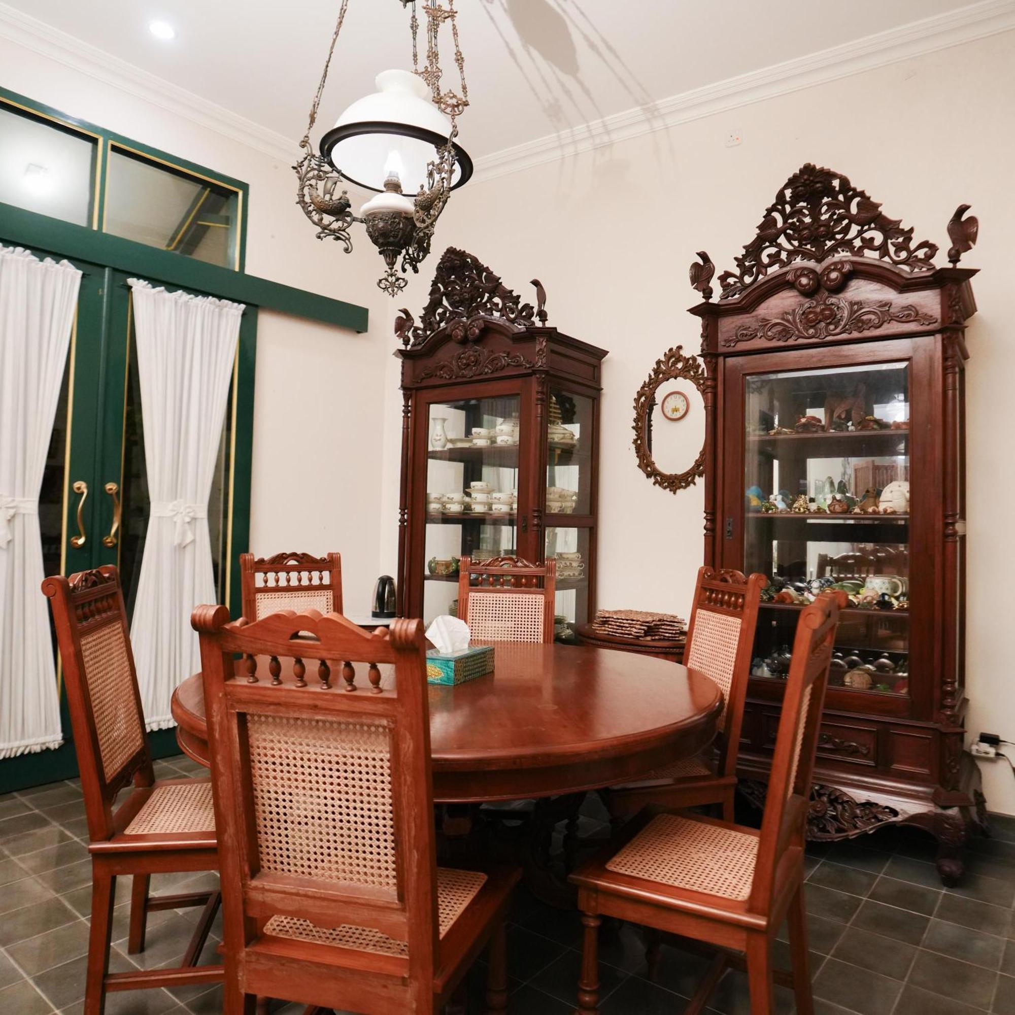 Omahkura 1 Apartment ยอกยาการ์ตา ภายนอก รูปภาพ